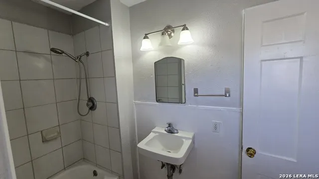323 Claremont San Antonio, TX 78209