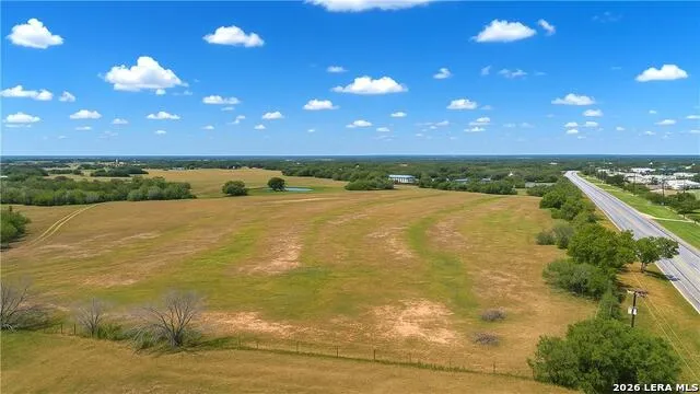 4425 E US HIGHWAY 90 Seguin, TX 78155