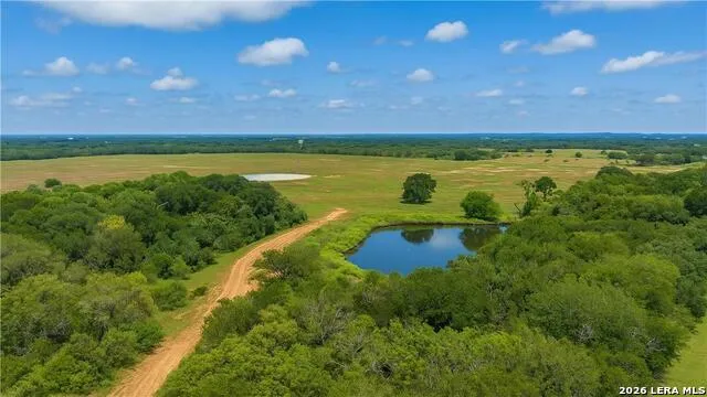 4425 E US HIGHWAY 90 Seguin, TX 78155