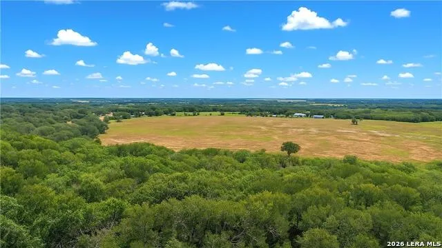 4425 E US HIGHWAY 90 Seguin, TX 78155