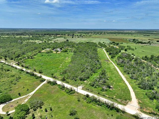 501 County Road 477 Stockdale, TX 78160