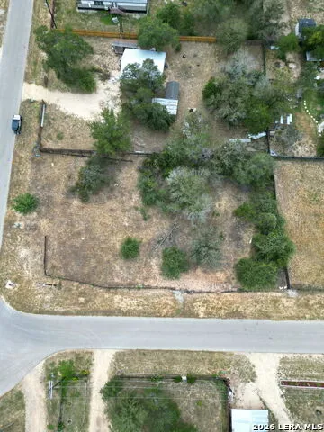 100 Villa Ridge Poteet, TX 78065