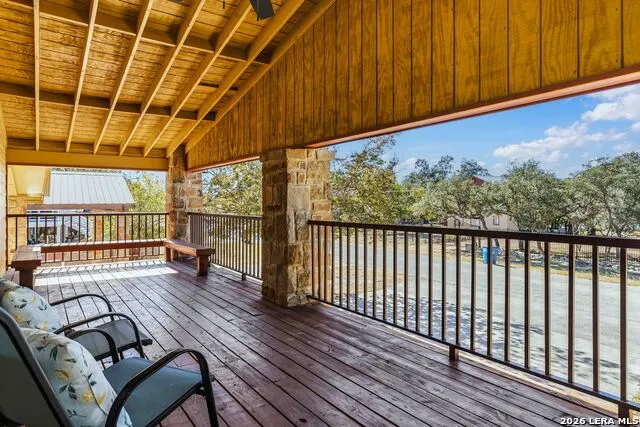 2481 LAKESHORE DR Canyon Lake, TX 78133