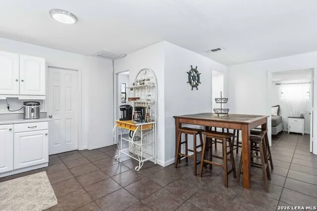 2481 LAKESHORE DR Canyon Lake, TX 78133