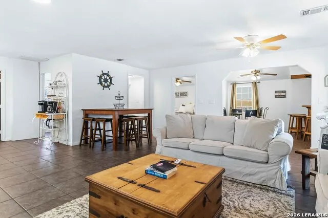 2481 LAKESHORE DR Canyon Lake, TX 78133