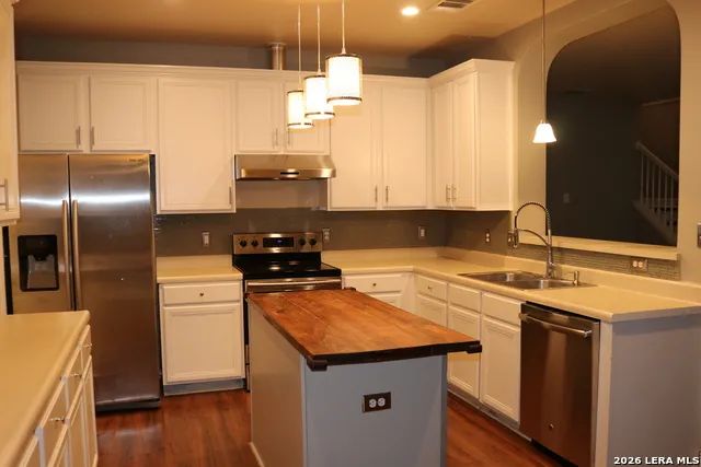 13607 Riverbank Pass Helotes, TX 78023
