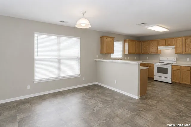15318 Winged Foot Selma, TX 78154