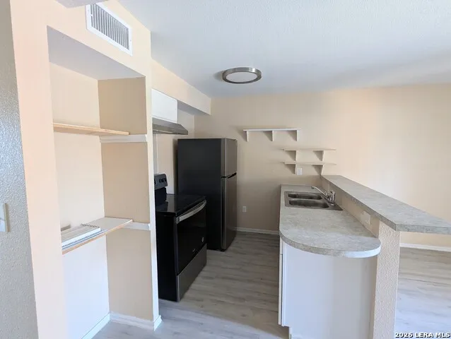 3718 PLEASANTON RD Unit 2-104 San Antonio, TX 78221
