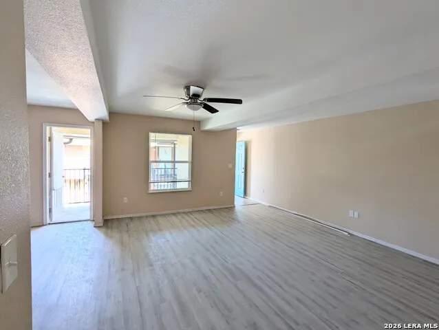 3718 PLEASANTON RD Unit 2-104 San Antonio, TX 78221
