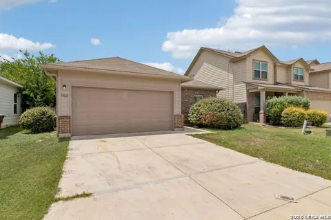 9922 Belmore