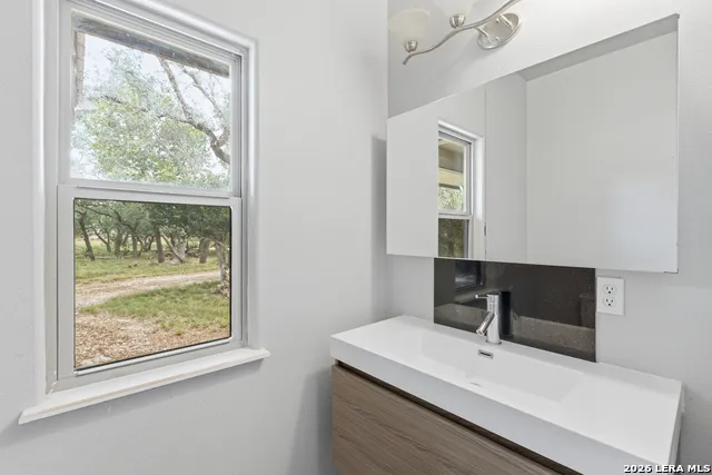 1263 Agaritaville Spring Branch, TX 78070