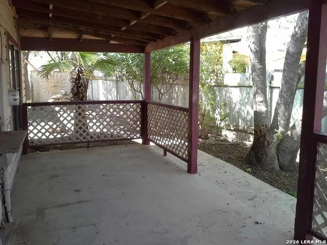 8448 Dixon Ridge San Antonio, TX 78239