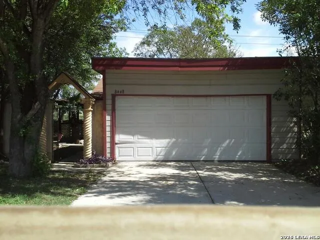 8448 Dixon Ridge San Antonio, TX 78239