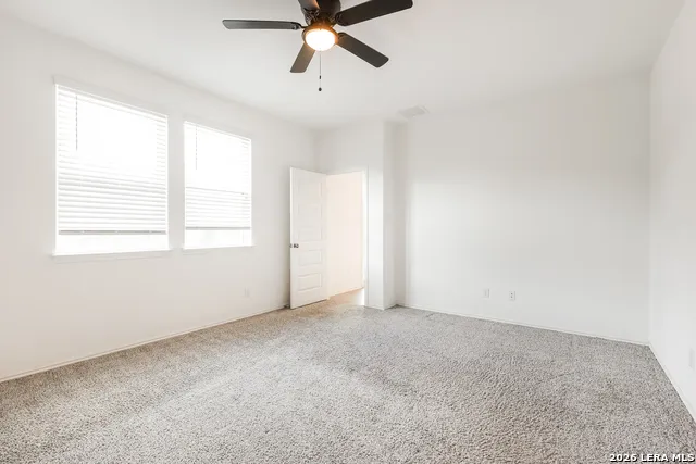 13210 HAGERD LOOP St Hedwig, TX 78152