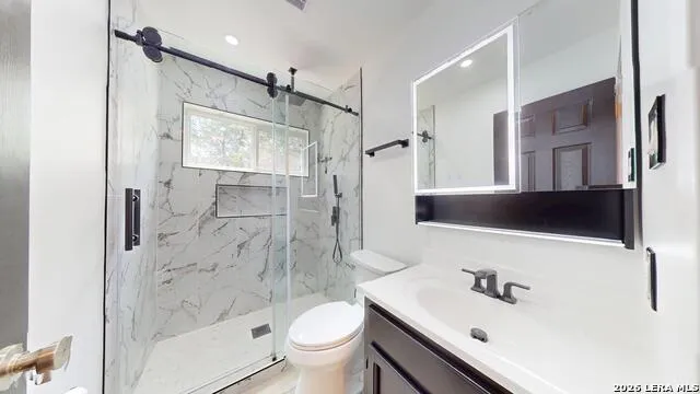 318 Renee Converse, TX 78109