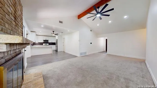 318 Renee Converse, TX 78109