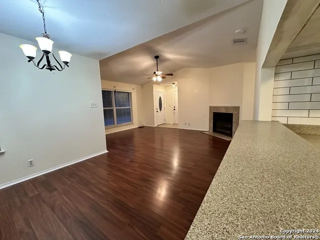 6951 WRIGHT WAY ST San Antonio, TX 78240