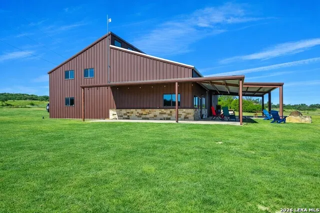 3259 Schumann Rd Stonewall, TX 78671