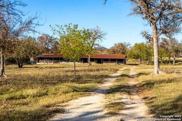 46 Fm 1621 Comfort, TX 78013