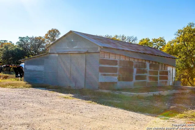 46 Fm 1621 Comfort, TX 78013