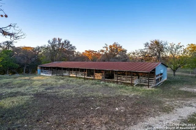 46 Fm 1621 Comfort, TX 78013