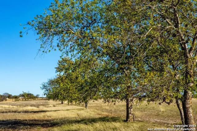 46 Fm 1621 Comfort, TX 78013