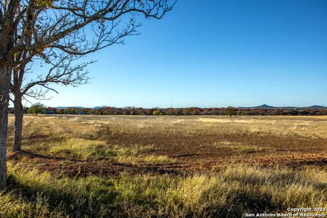46 Fm 1621 Comfort, TX 78013