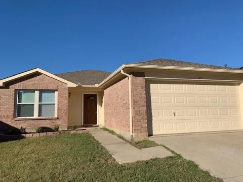 1437 Thornhill Lane