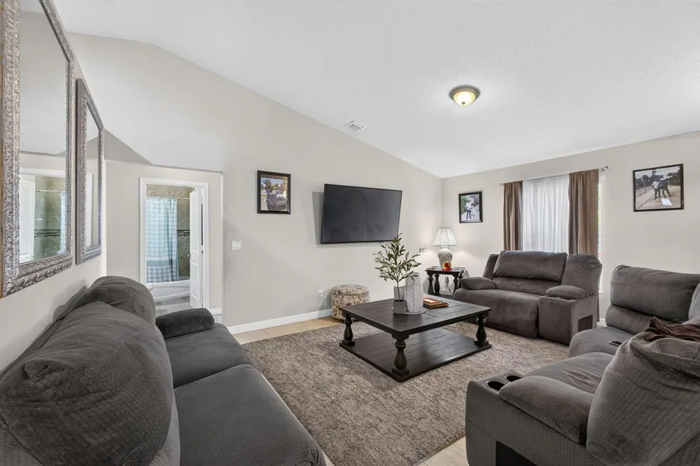 1016 CHERYL ROAD Haverhill, FL 33417