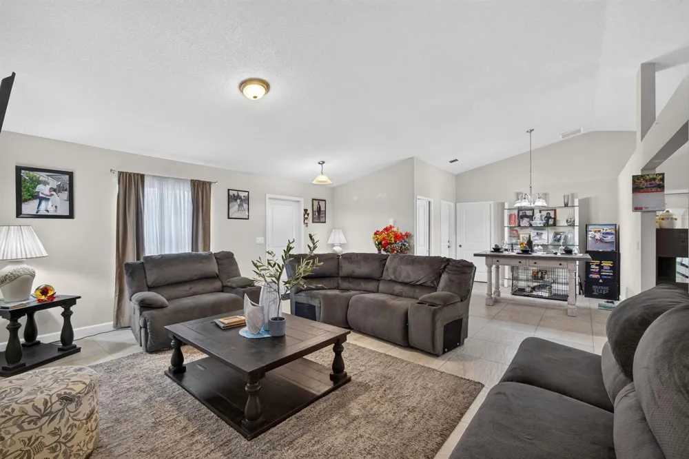 1016 CHERYL ROAD Haverhill, FL 33417
