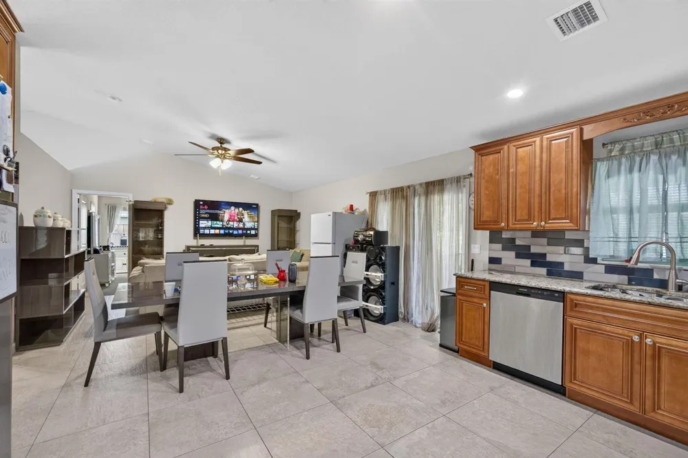 1016 CHERYL ROAD Haverhill, FL 33417