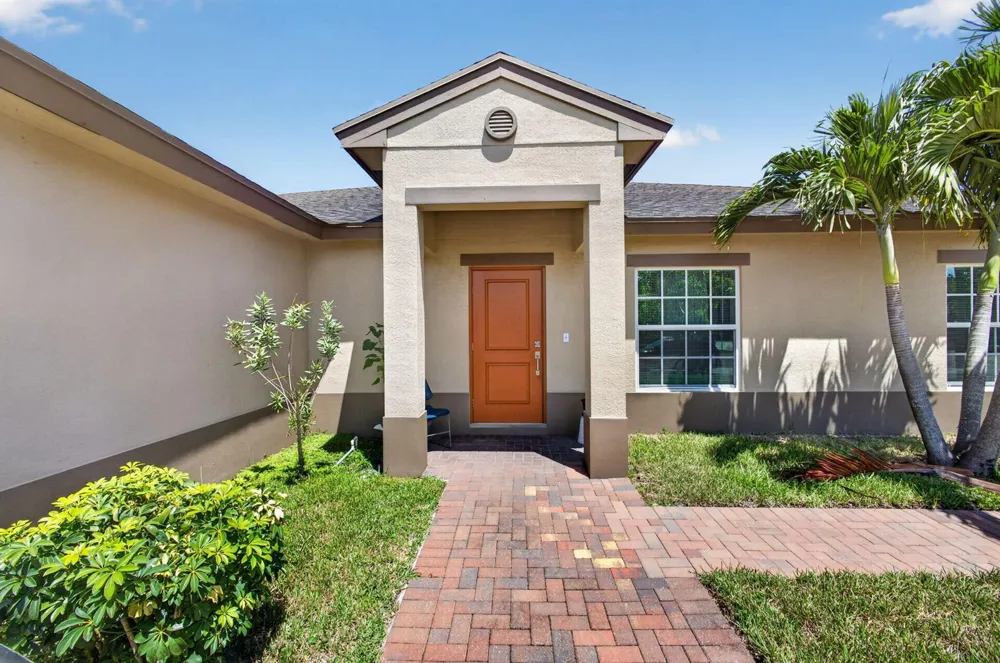 1016 CHERYL ROAD Haverhill, FL 33417