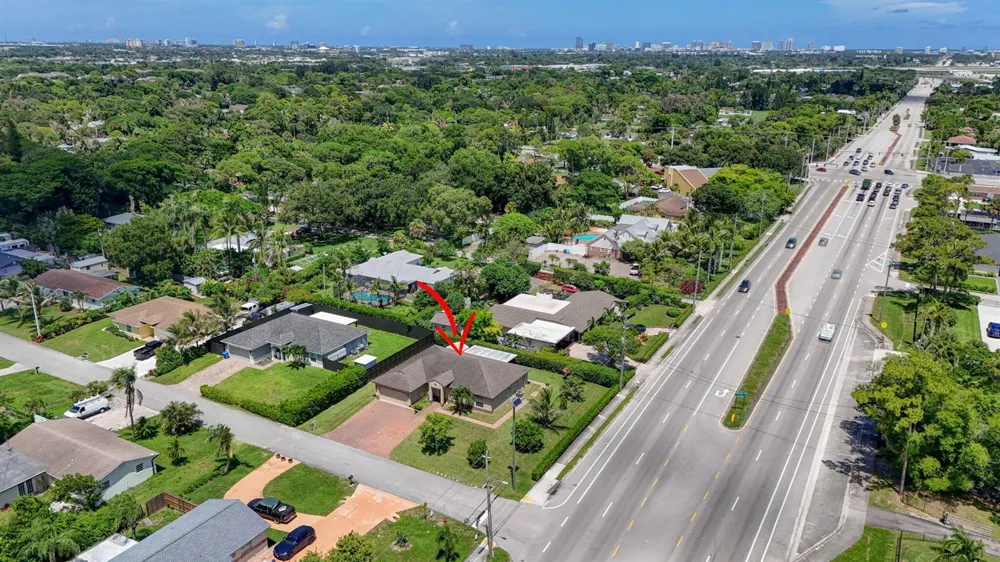 1016 CHERYL ROAD Haverhill, FL 33417