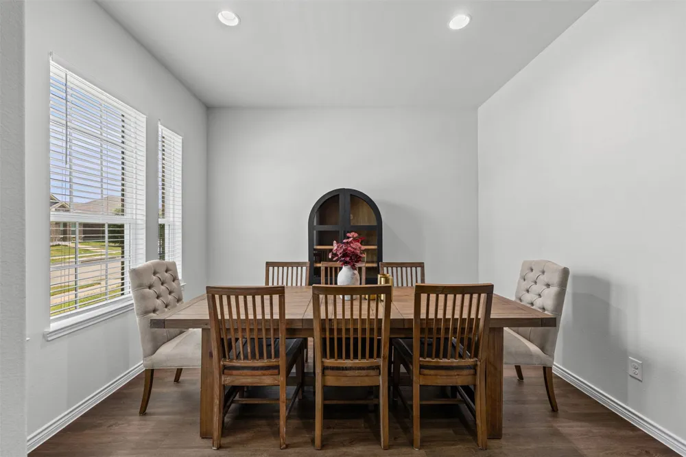 2038 Buttonwood Street Lancaster, TX 75146