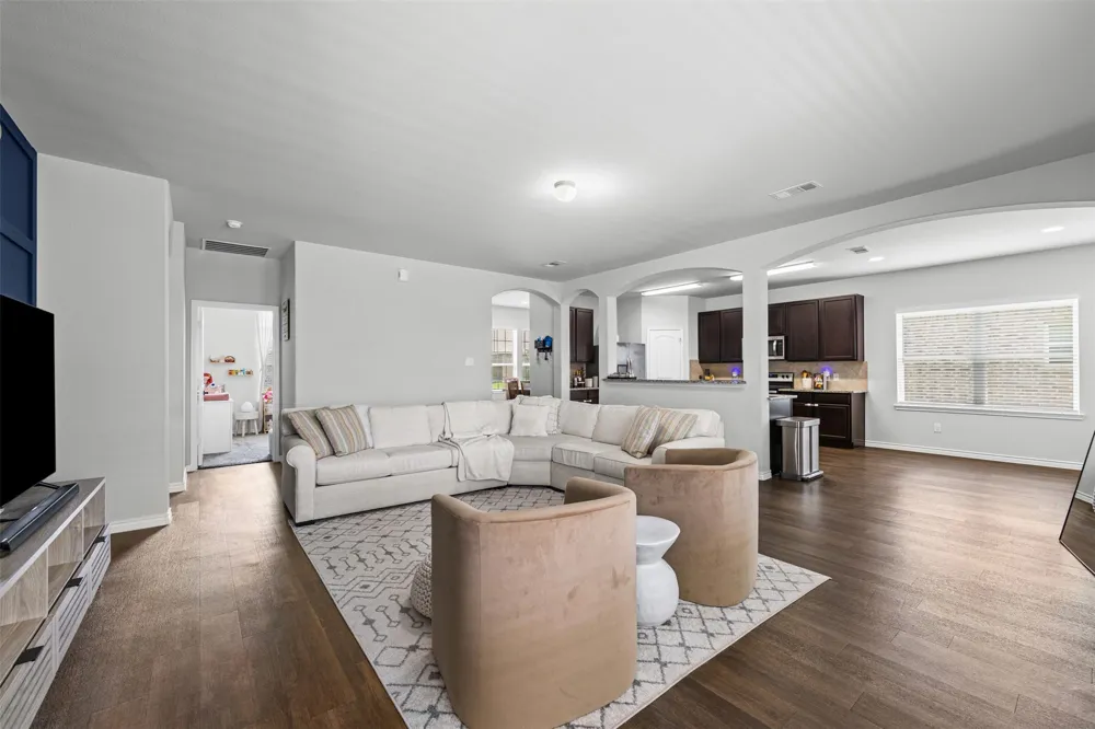 2038 Buttonwood Street Lancaster, TX 75146