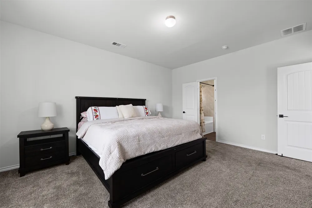 2038 Buttonwood Street Lancaster, TX 75146