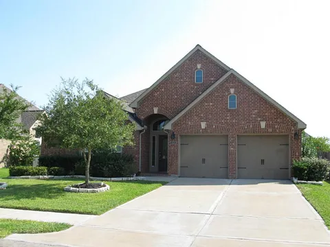 14104 Green Thicket Drive
