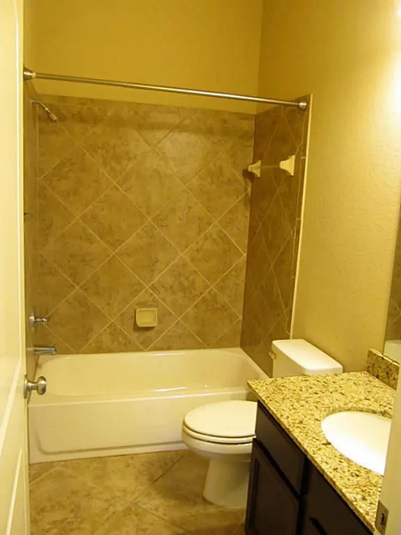 14104 Green Thicket Drive Pearland, TX 77584