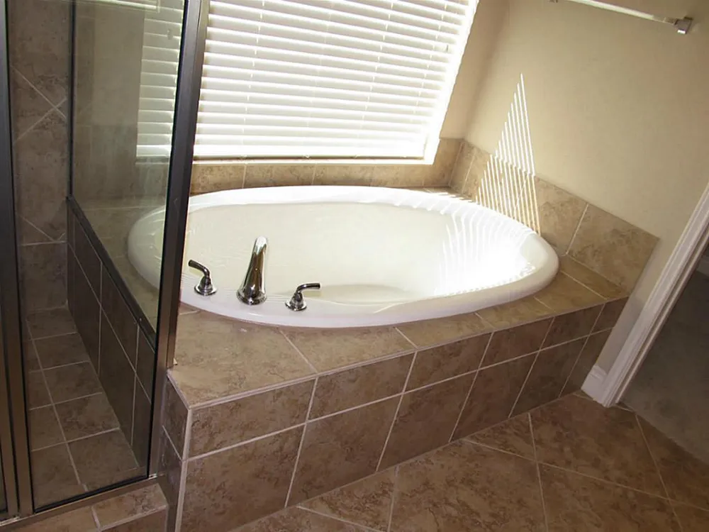 14104 Green Thicket Drive Pearland, TX 77584