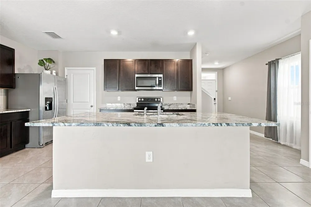 8373 CLAW GLADES LOOP Wesley Chapel, FL 33545