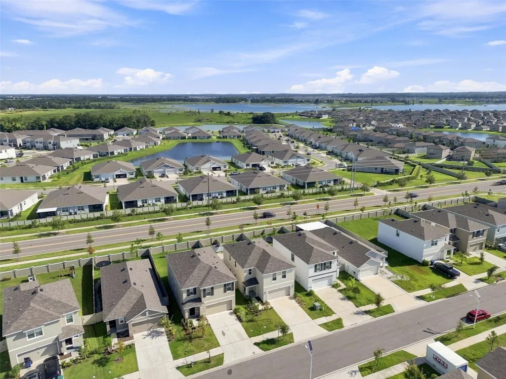 8373 CLAW GLADES LOOP Wesley Chapel, FL 33545