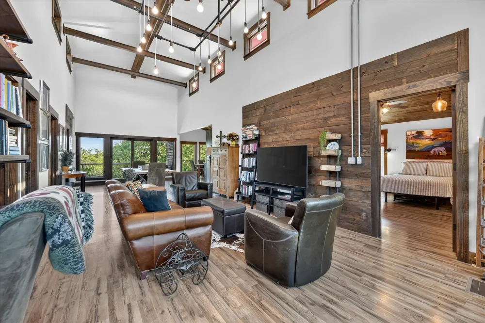 1831 Chapman Court Aledo, TX 76008