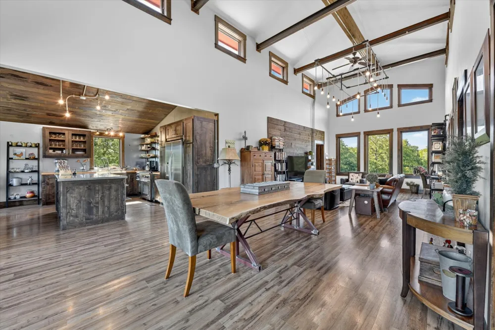 1831 Chapman Court Aledo, TX 76008