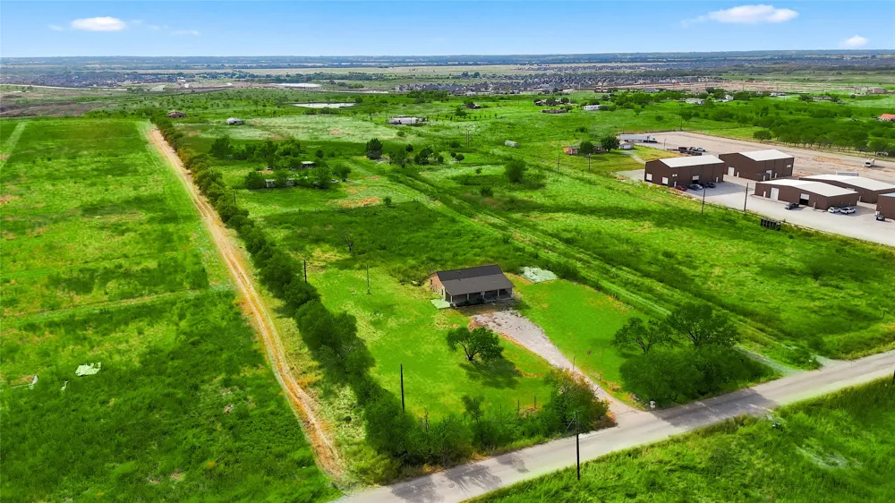 5715 Smiley Road Celina, TX 75009