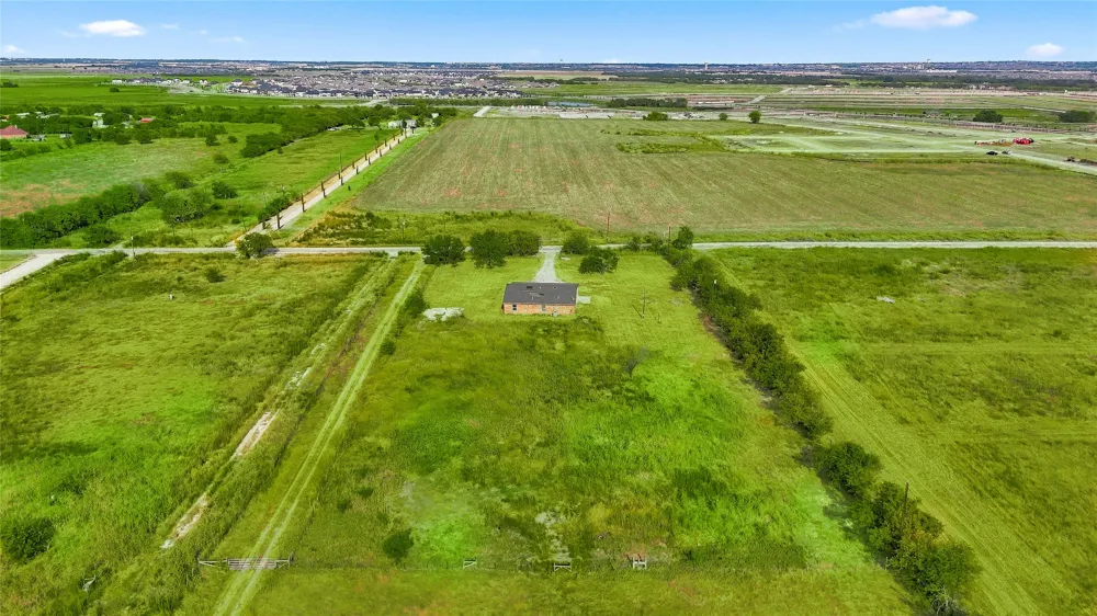 5715 Smiley Road Celina, TX 75009