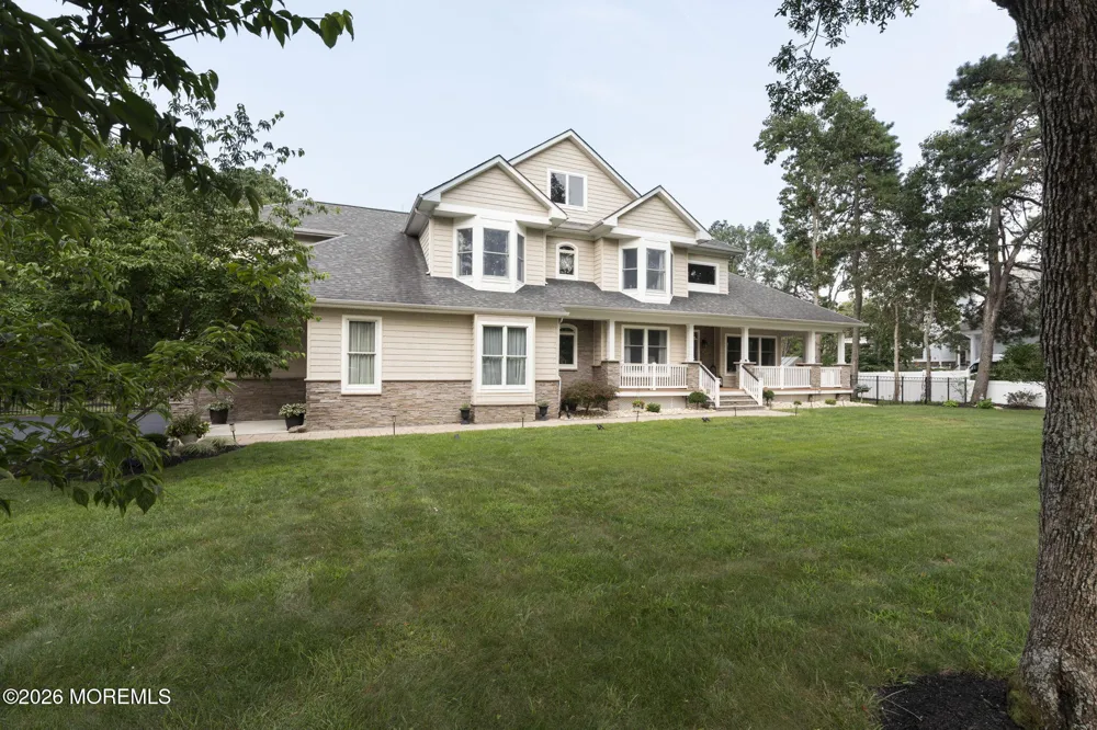 10 Cranberry Harvest Court Jackson, NJ 08527