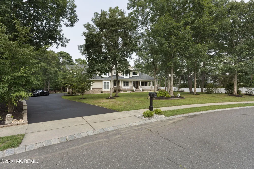 10 Cranberry Harvest Court Jackson, NJ 08527