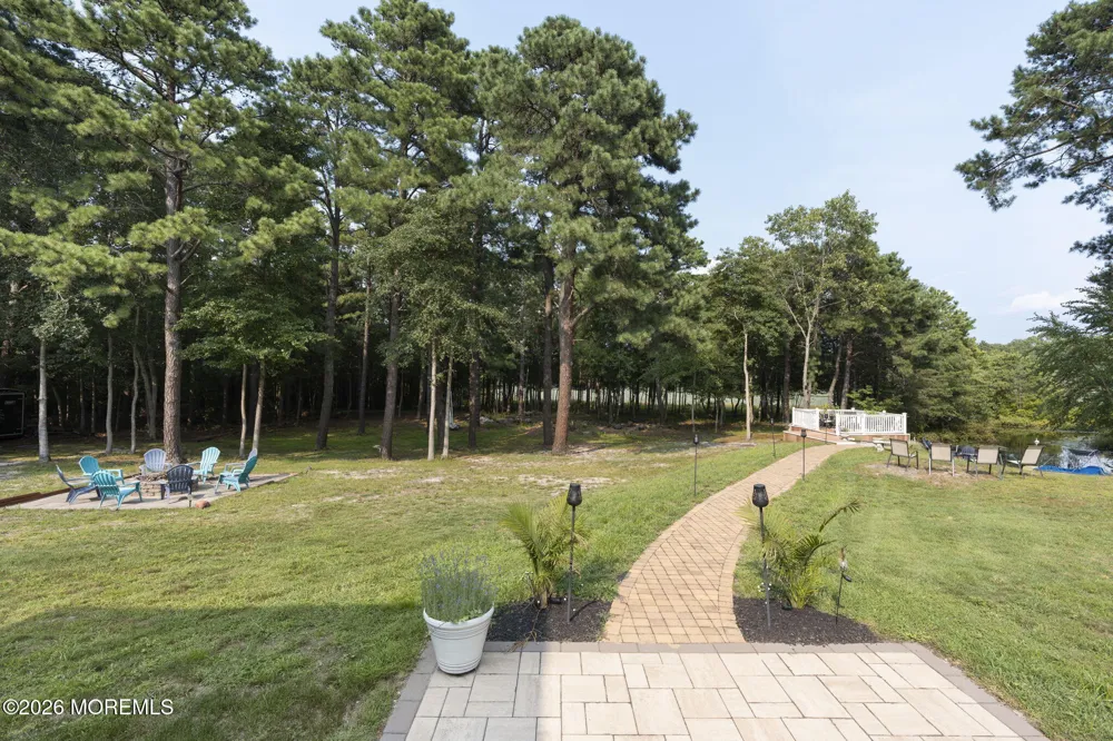10 Cranberry Harvest Court Jackson, NJ 08527