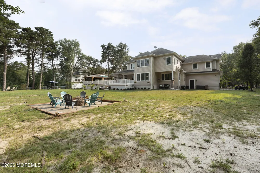 10 Cranberry Harvest Court Jackson, NJ 08527