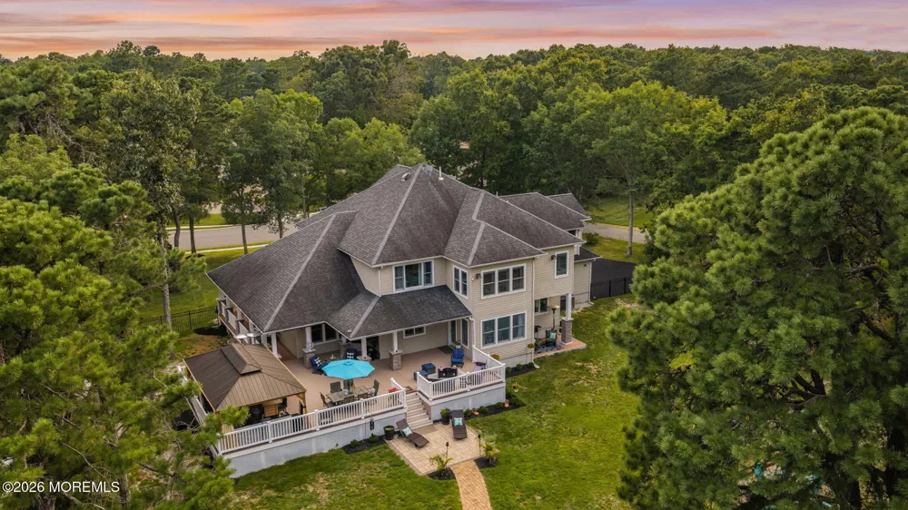 10 Cranberry Harvest Court Jackson, NJ 08527